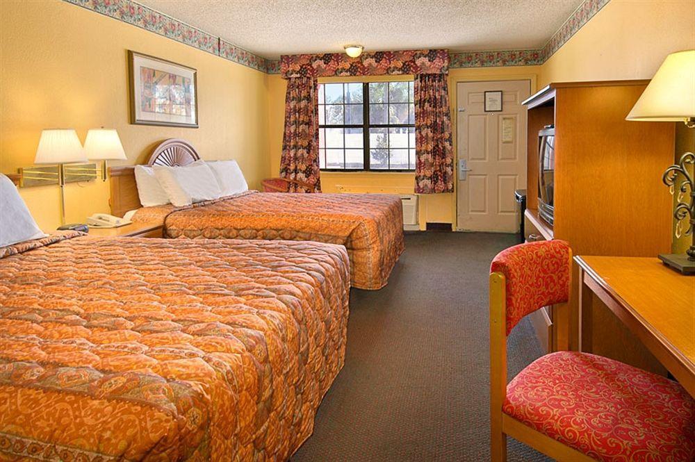 Budget Inn Of Джаспър Стая снимка